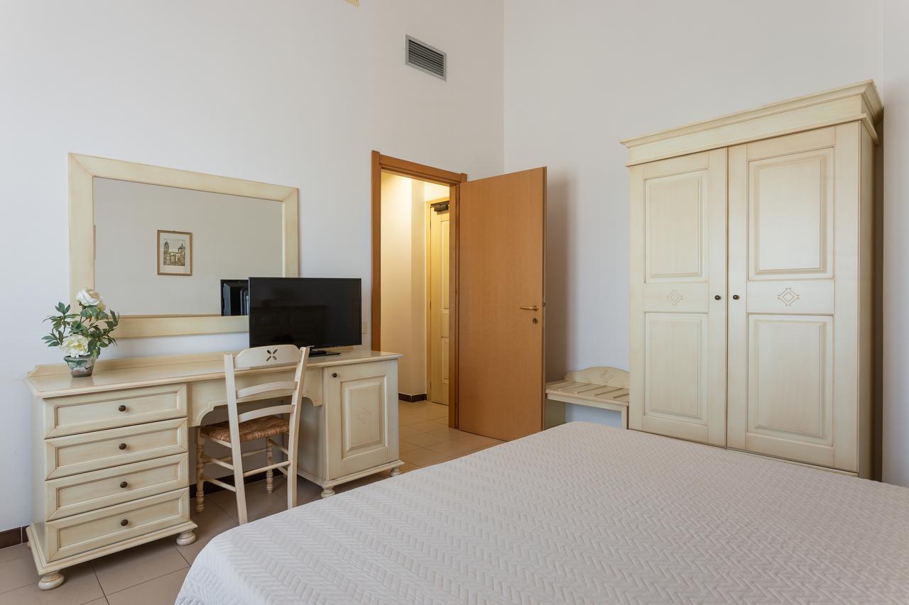 Rodia Inn Oristano Dış mekan fotoğraf