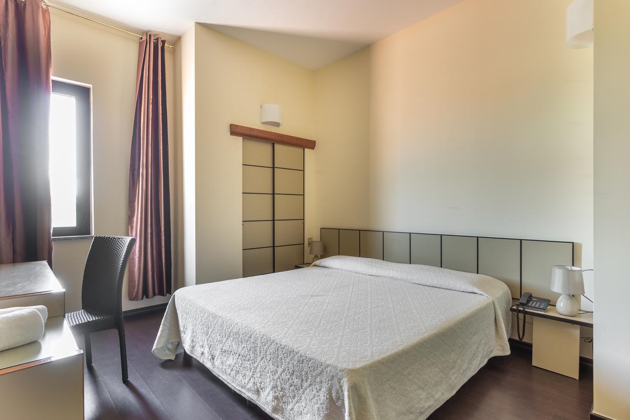 Rodia Inn Oristano Dış mekan fotoğraf