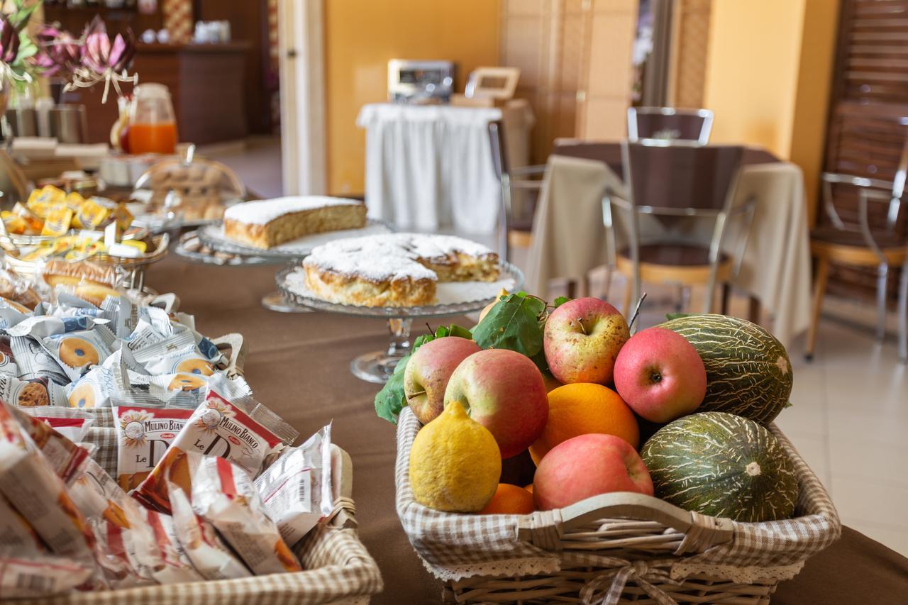 Rodia Inn Oristano Dış mekan fotoğraf