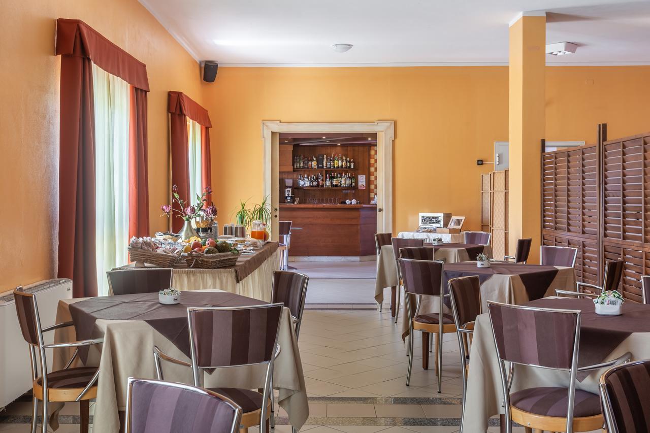 Rodia Inn Oristano Dış mekan fotoğraf